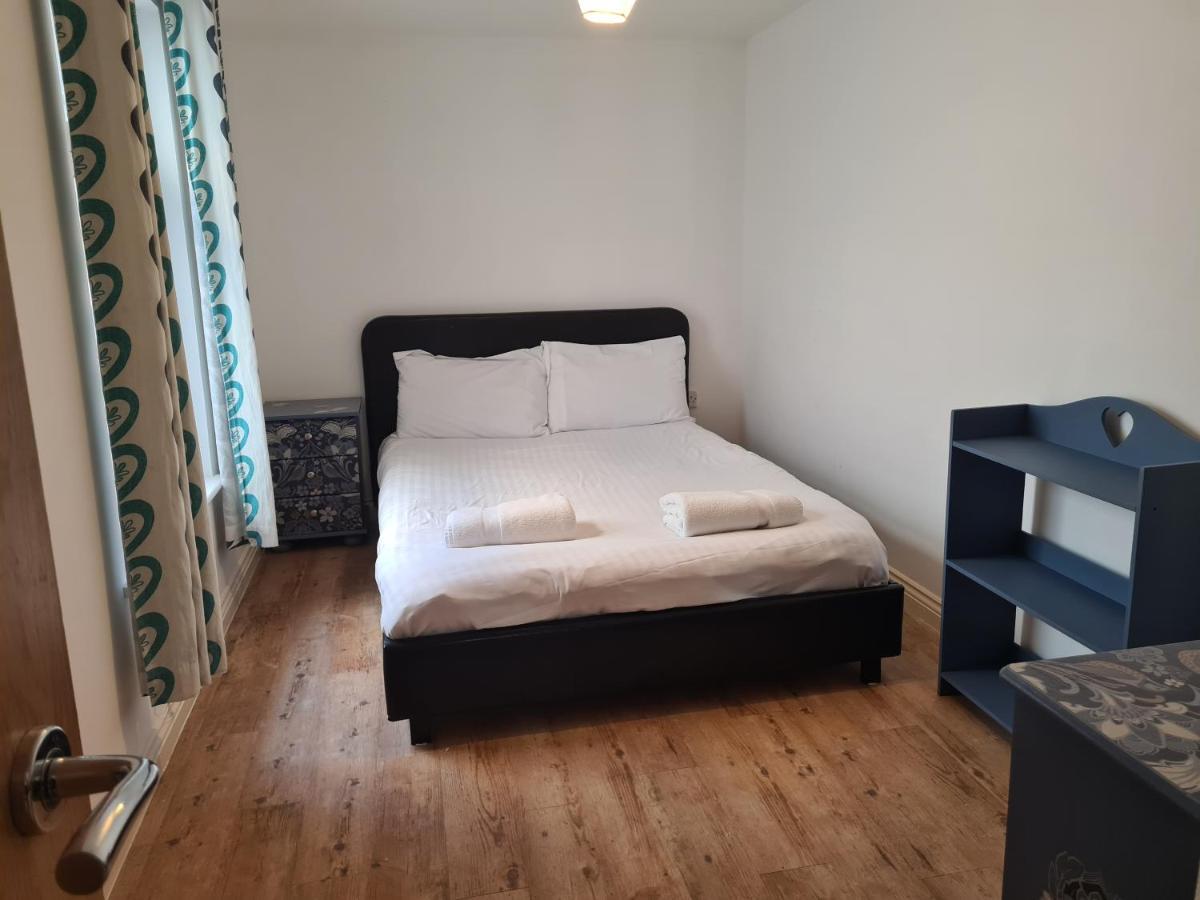 Yarmouth Apartments, Street Permit Parking, Close To Everything, Beach, Pier, Free Wifi Great Yarmouth Phòng bức ảnh