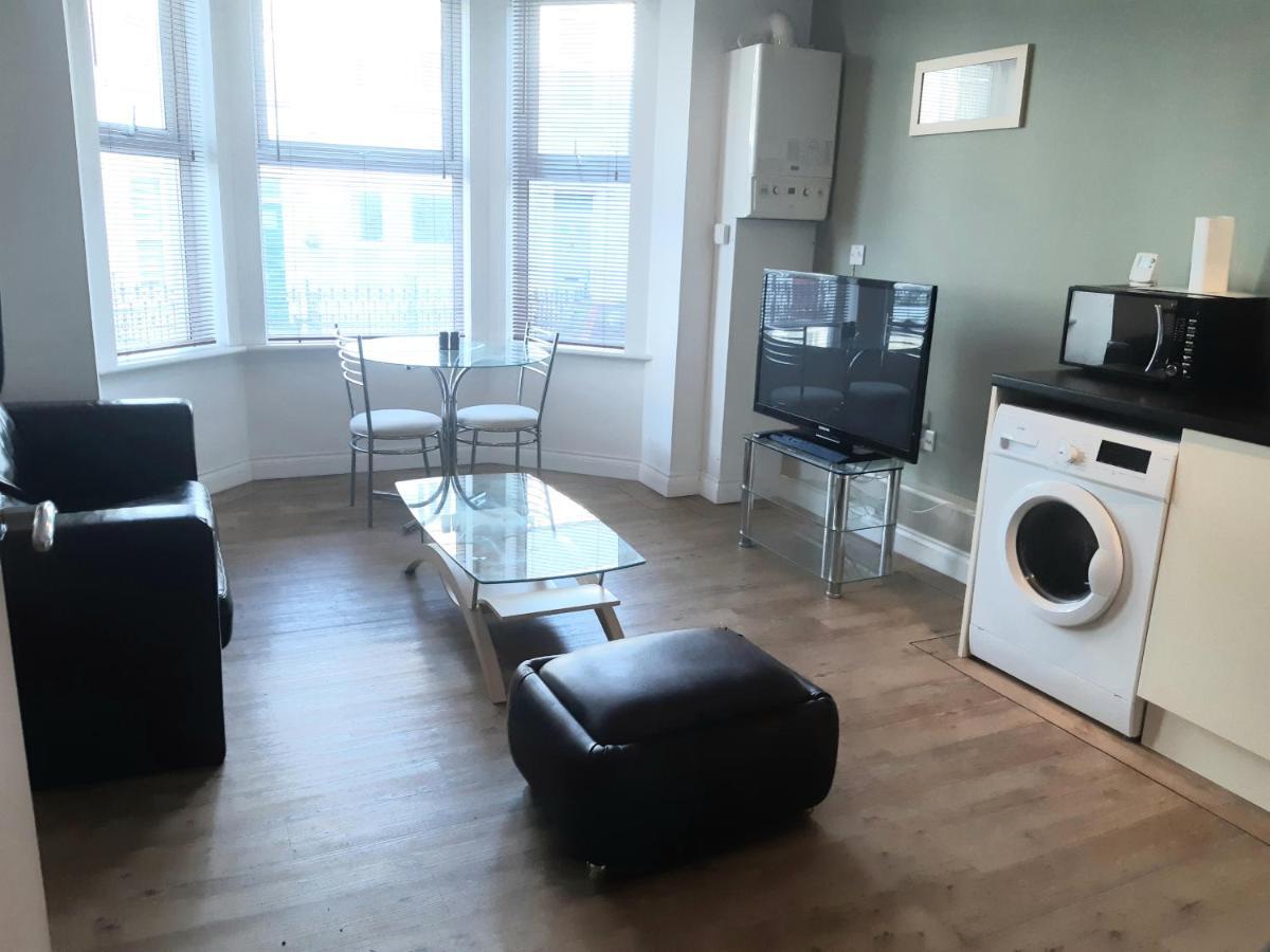 Yarmouth Apartments, Street Permit Parking, Close To Everything, Beach, Pier, Free Wifi Great Yarmouth Phòng bức ảnh